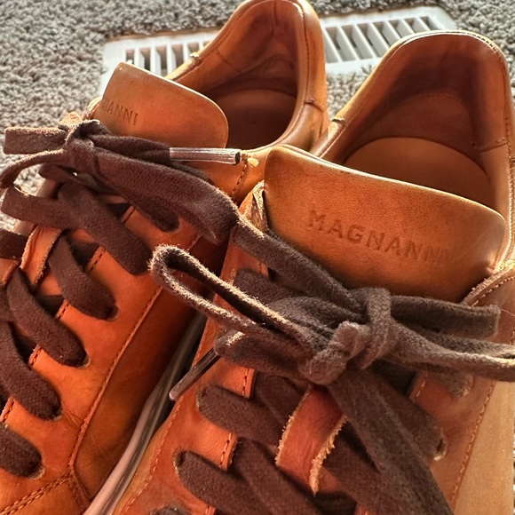 MAGNANNI Burnished Leather Lace-Up Sneakers Mens Size 8 - Picture 7 of 10
